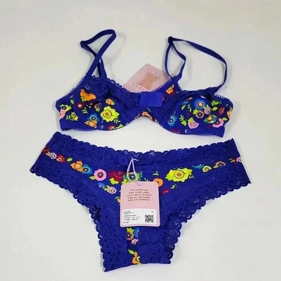 Sagave X Fenty Cotton Essentials Lace-Trim Cheeky Panty and Bra - Picture 2 of 11